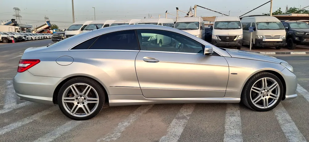 Mercedes-Benz E-Class E 350, 2012, Japanese Specs - Image 5