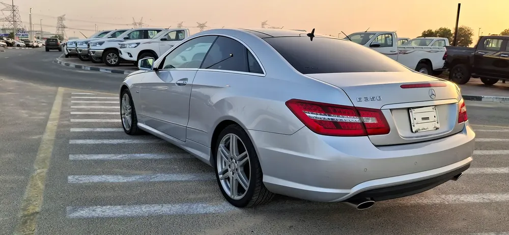Mercedes-Benz E-Class E 350, 2012, Japanese Specs - Image 8