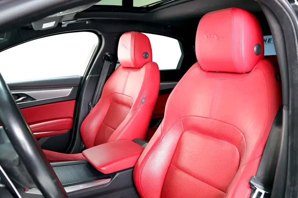 Jaguar XF R Sport-Al Tayer Full Service History-Red/Black Full Leather Interior-Premium Sound System - Image 16