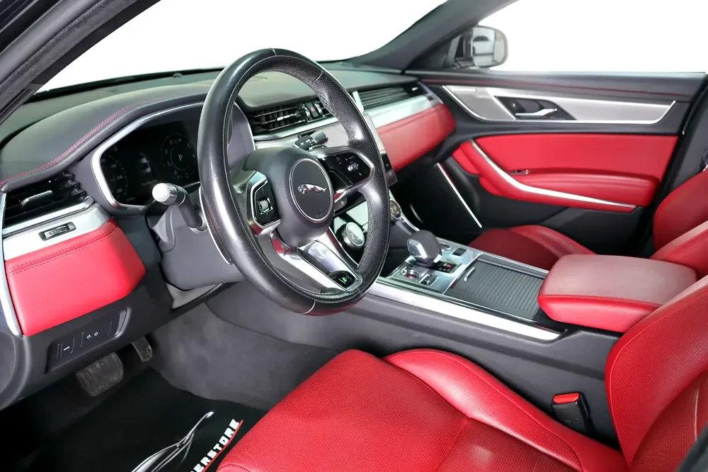 Jaguar XF R Sport-Al Tayer Full Service History-Red/Black Full Leather Interior-Premium Sound System - Image 18