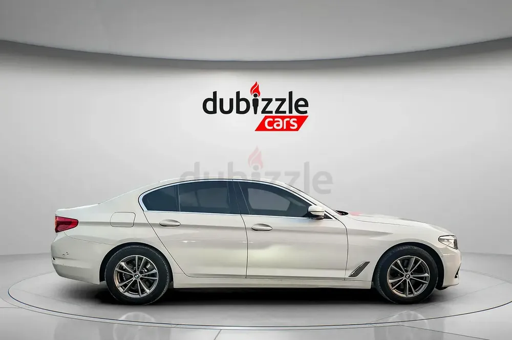 AED 1444/month | 2020 BMW 5-Series 520i | GCC Specs | Ref#392571 - Image 4