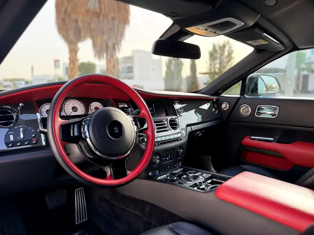 Rolls-Royce Dawn Black Badge 2020 - GCC Specs - Image 12