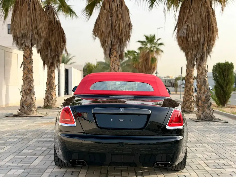 Rolls-Royce Dawn Black Badge 2020 - GCC Specs - Image 4