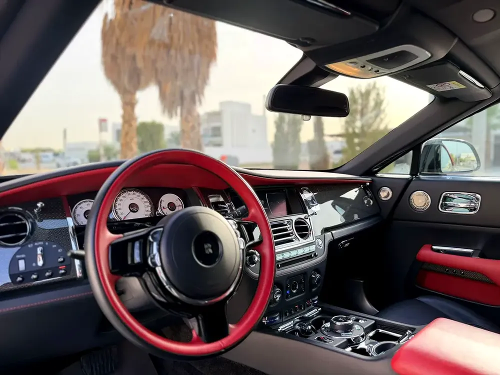 Rolls-Royce Dawn Black Badge 2020 - GCC Specs - Image 7