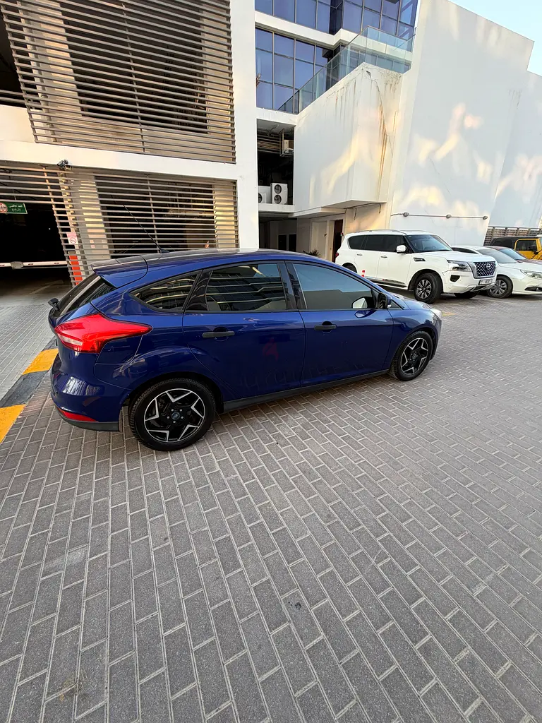 Ford Focus 2015 GCC very low mileage - Image 6