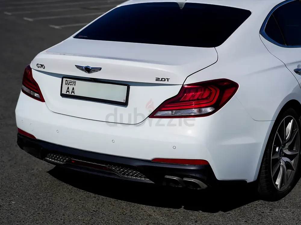 Genesis G70 2.0T 2020 GCC Excellent Condition, Full Service History - Image 10