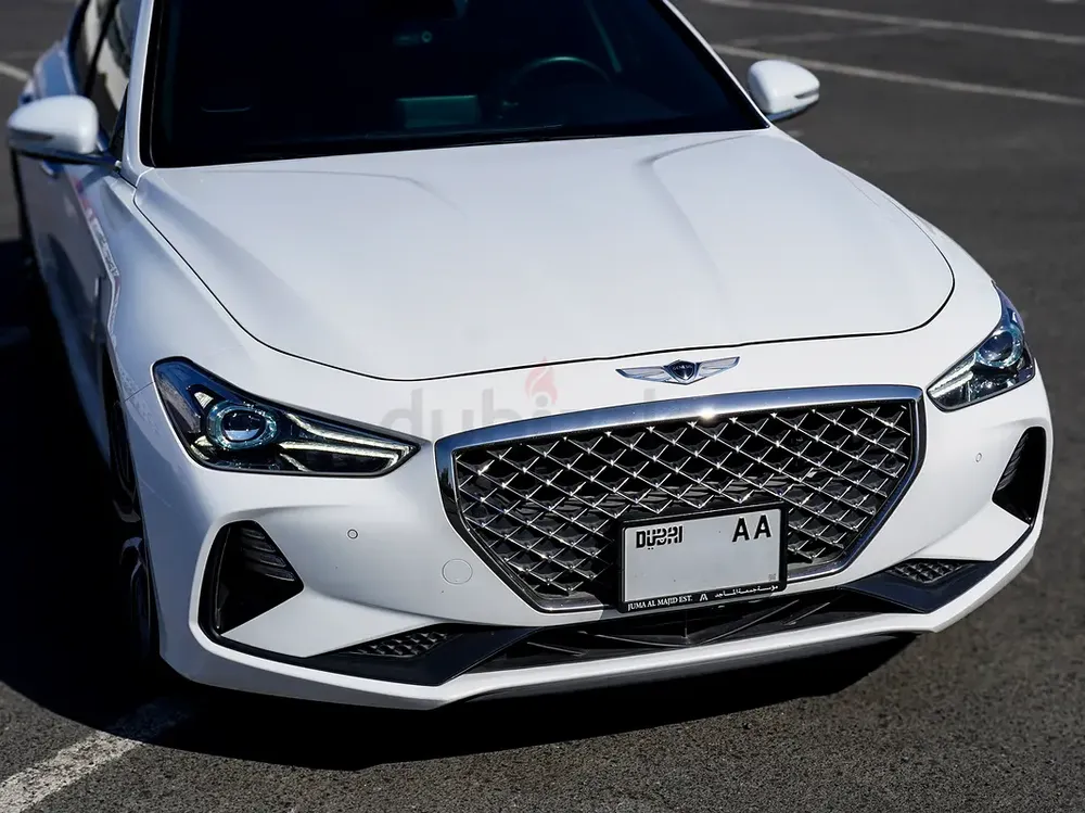 Genesis G70 2.0T 2020 GCC Excellent Condition, Full Service History - Image 4