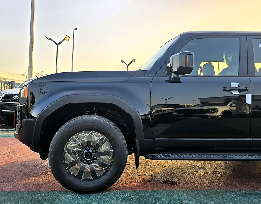 Toyota Prado Adventure 2.8l diesel A/T 4WD Black  color inside Brown 2026 Model - Image 20