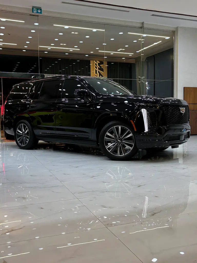 Cadillac Escalade Sport - Image 6