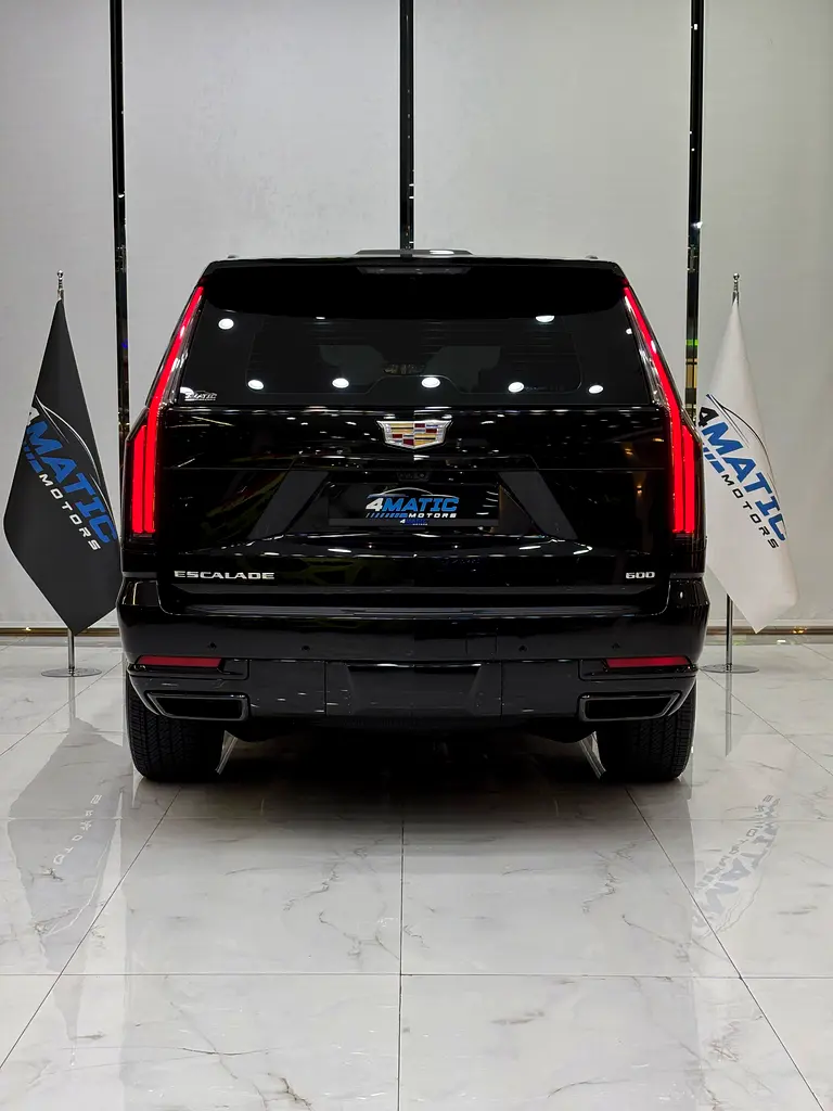 Cadillac Escalade Sport - Image 7