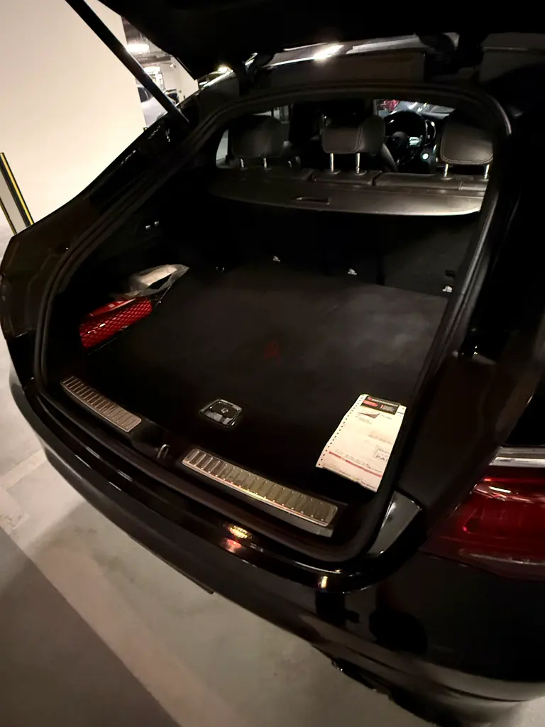 Mercedes GLC 63S AMG 4MATIC+ 2021 – Full Carbon | Clean | Perfect Condition - Image 13