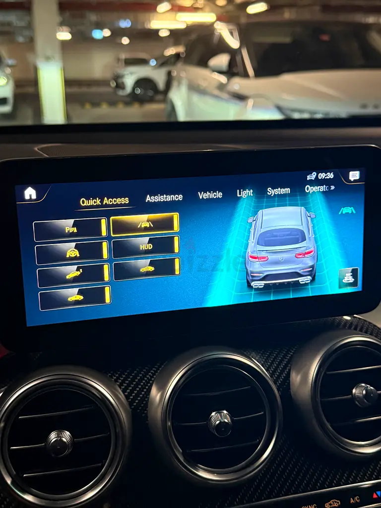 Mercedes GLC 63S AMG 4MATIC+ 2021 – Full Carbon | Clean | Perfect Condition - Image 8