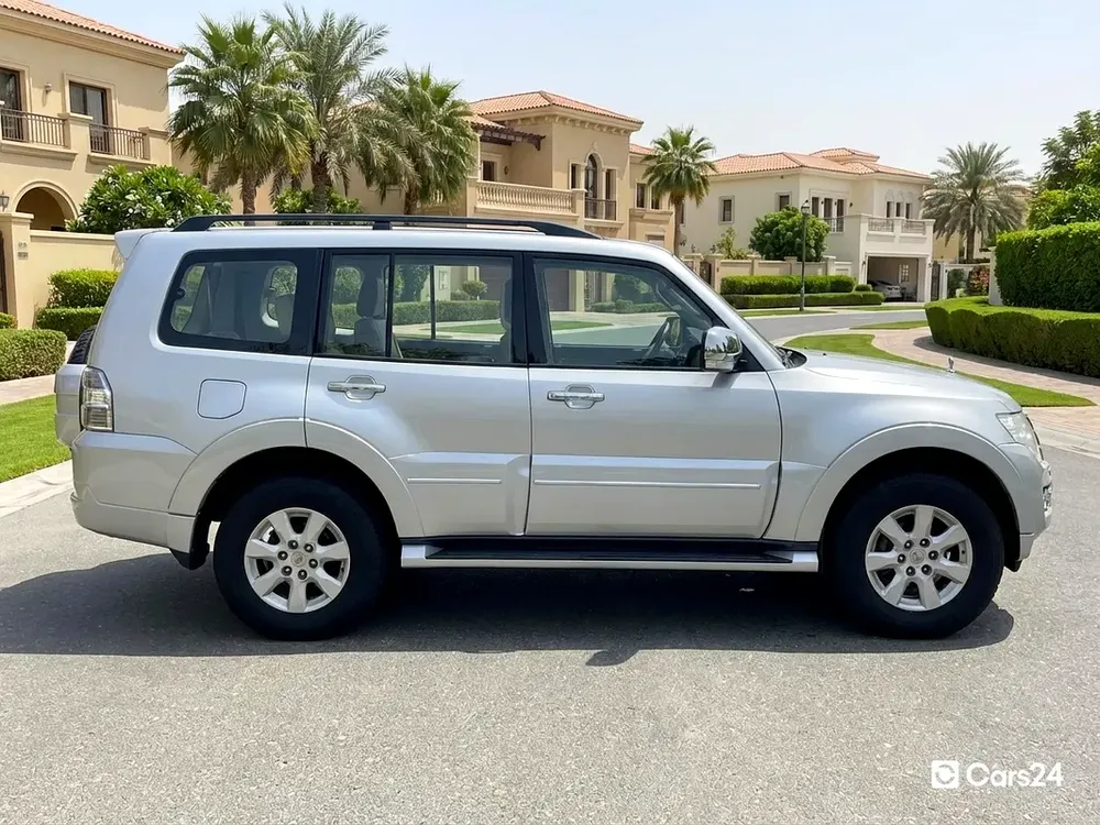 AED 1,089/m | 0 DP | Free 1 Month Warranty | Service History | 30D Return | MITSUBISHI PAJERO 2022 - Image 5
