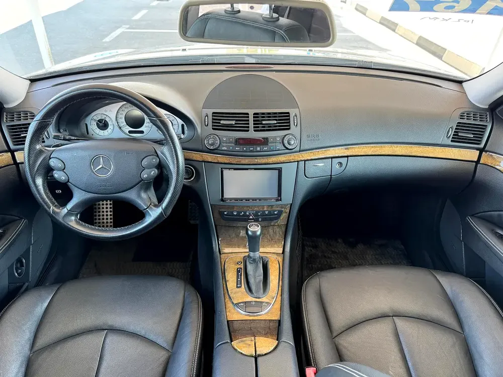 MERCEDES BENZ E550 MODEL 2007 JAPAN IMPORT - Image 9