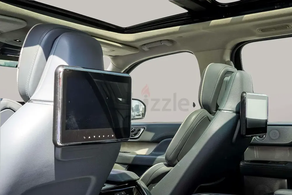 AED 2204/month | 2019 Lincoln Navigator Presidential | GCC Specs | Ref#396600 - Image 14