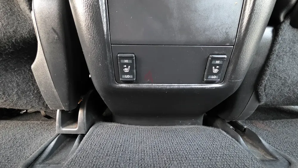 Nissan Pathfinder SL 4WD Model 2014 7 Seater Well Maintained In Excellent Condition - Image 14