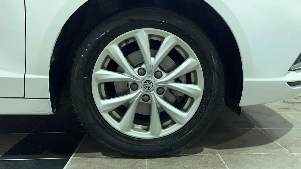 AED 525/month | 0 Downpayment | Free 3 Months Warranty | Service History | 30 Day Return | MG 5 2024 - Image 12
