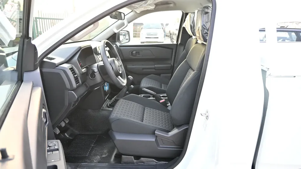 MITSUBISHI L200 GL 2.4L SCAB 4WD 5MT DIESEL M-LINE (2026 MY) - Image 13