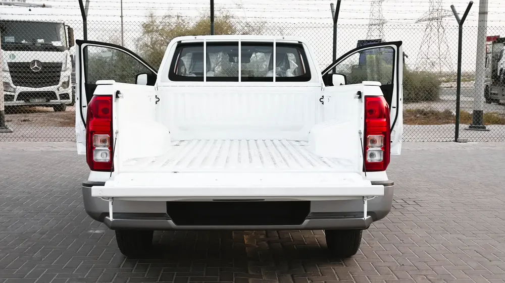 MITSUBISHI L200 GL 2.4L SCAB 4WD 5MT DIESEL M-LINE (2026 MY) - Image 6
