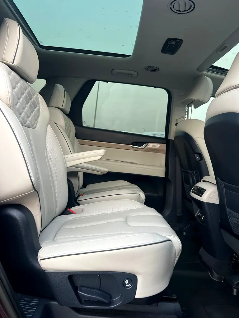 2022 Hyundai Palisade Limited Edition Full Option Panoramic leather seat View - 360* 5 CAM - HUD - Image 14