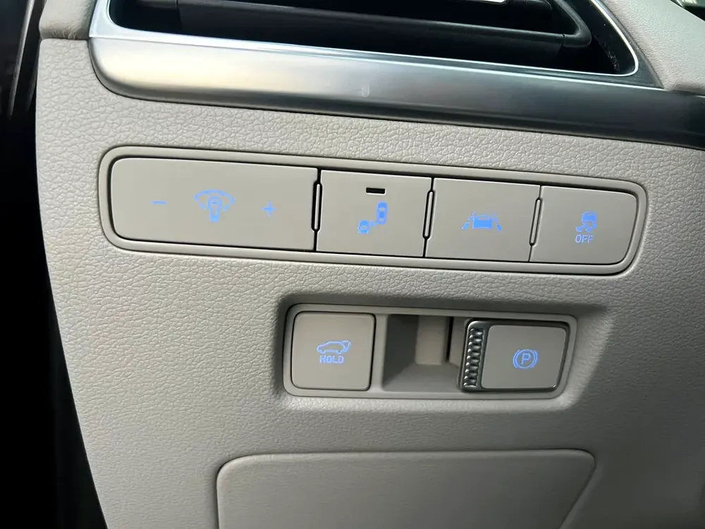 2022 Hyundai Palisade Limited Edition Full Option Panoramic leather seat View - 360* 5 CAM - HUD - Image 17