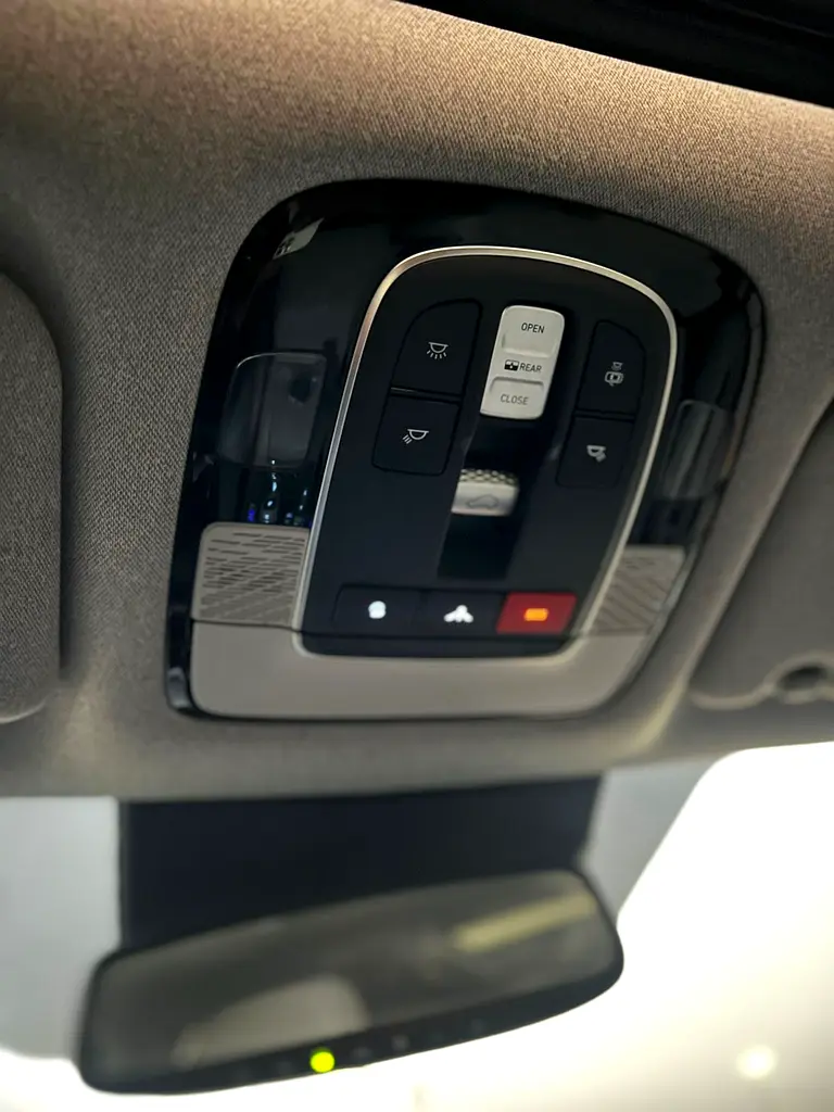 2022 Hyundai Palisade Limited Edition Full Option Panoramic leather seat View - 360* 5 CAM - HUD - Image 18
