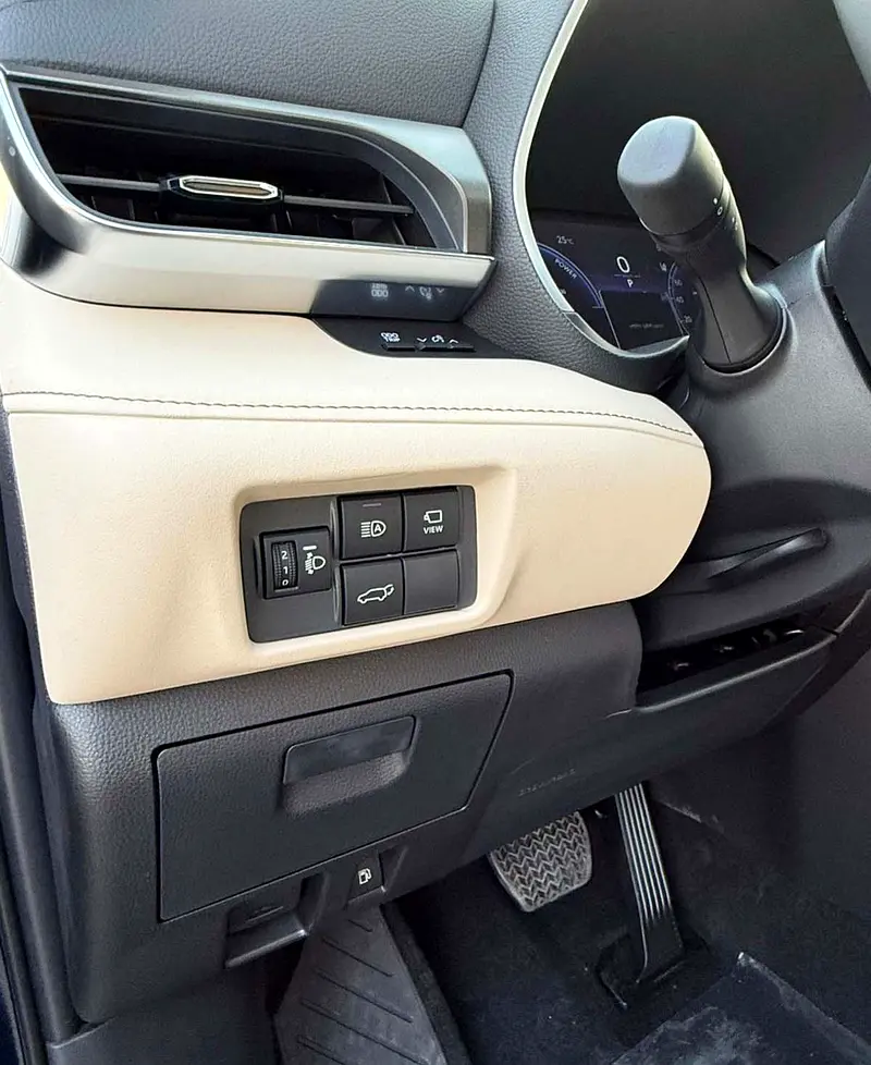 2025 MODEL TOYOTA-HIGHLANDER 2.5L LTD HEV - Image 9