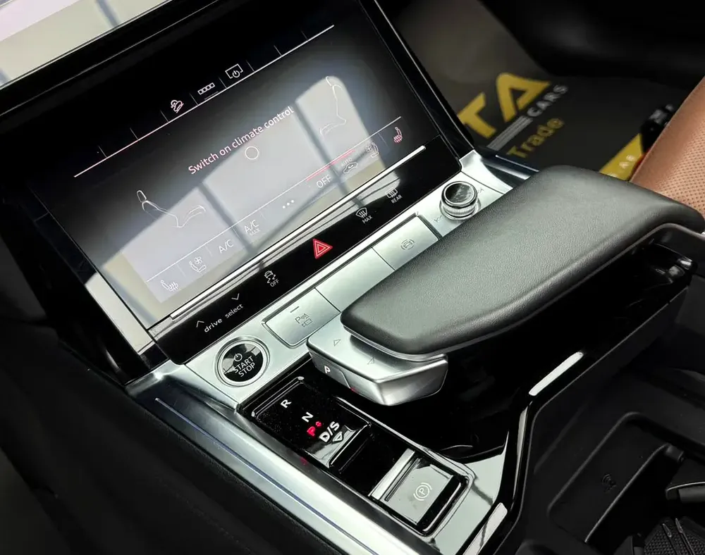 2021 Audi E-Tron 55 Quattro S-Line, 2029 Audi Warranty, Audi Service History, GCC - Image 9