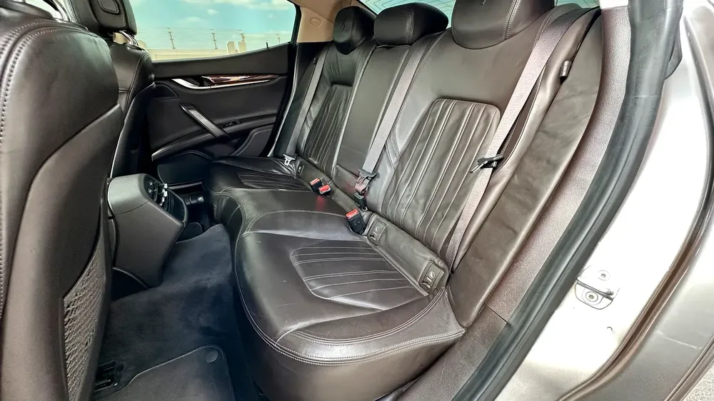2014 Maserati Ghibli / GCC Specs / Low Milage / Exceptional Conditions - Image 16