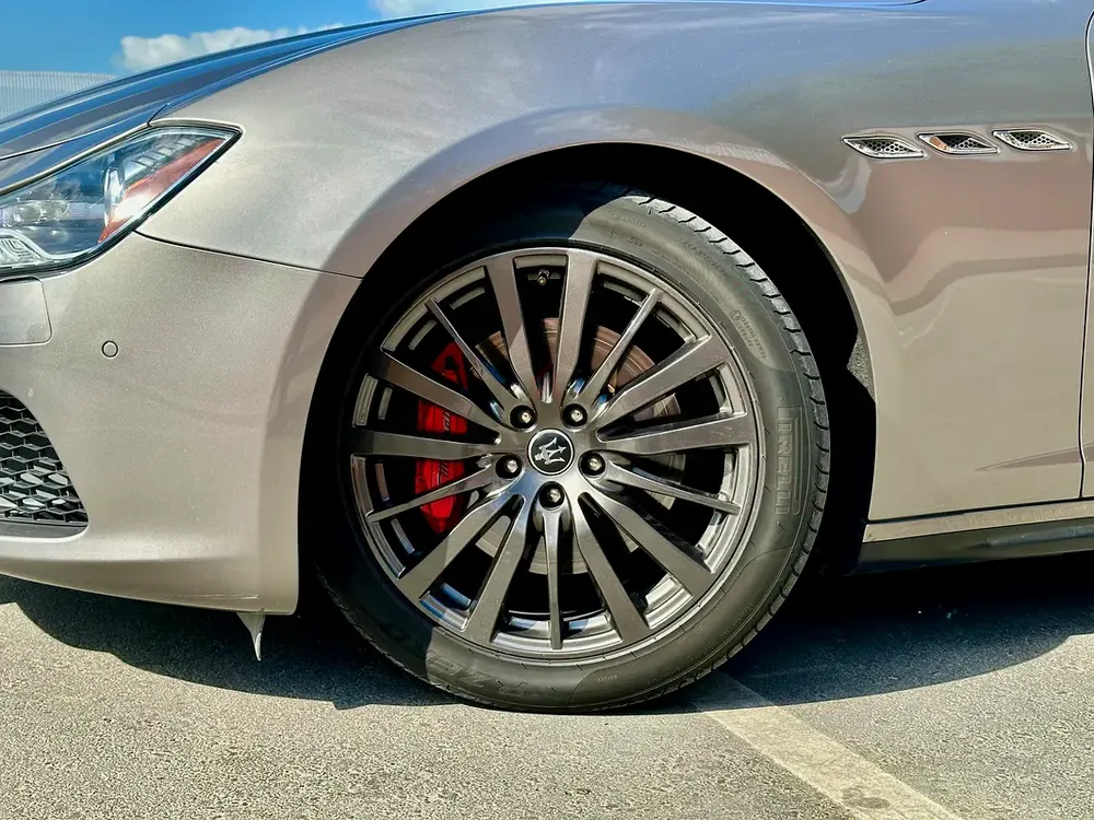 2014 Maserati Ghibli / GCC Specs / Low Milage / Exceptional Conditions - Image 8