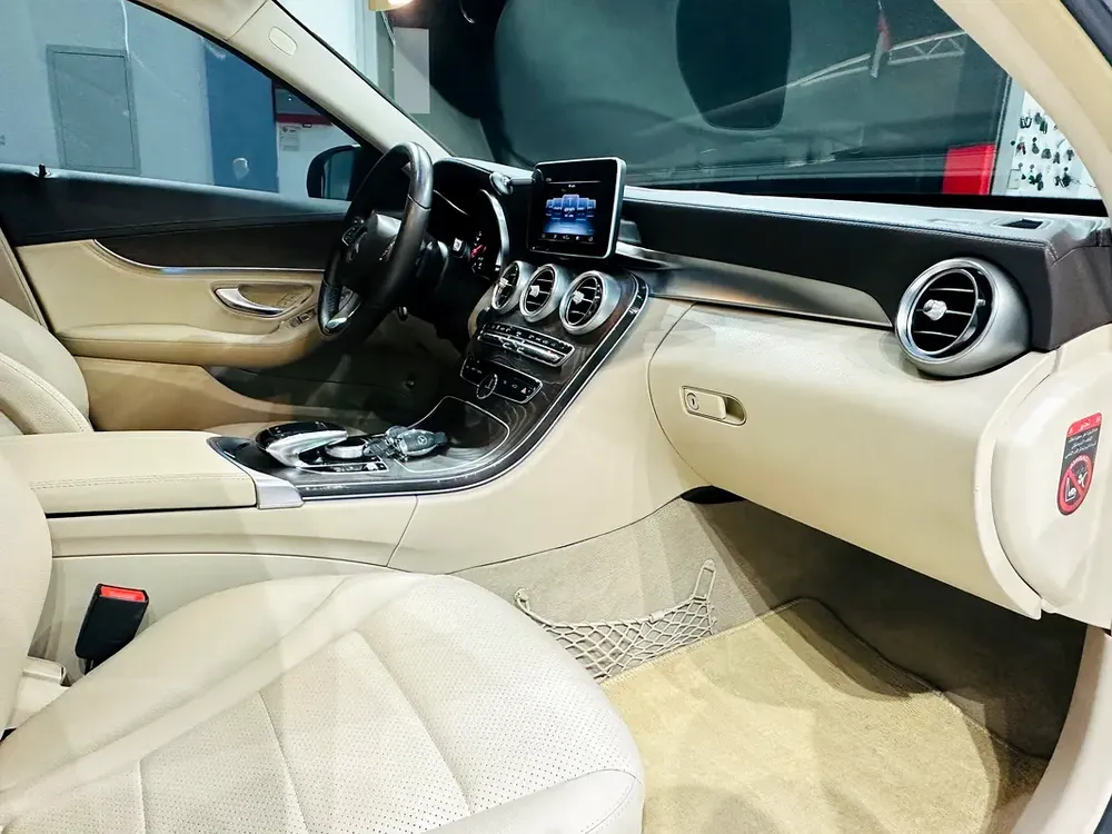MERCEDES C200 2015 GCC SPECS AVANT-GARDE WITH ONE YEAR WARRANTY - Image 15