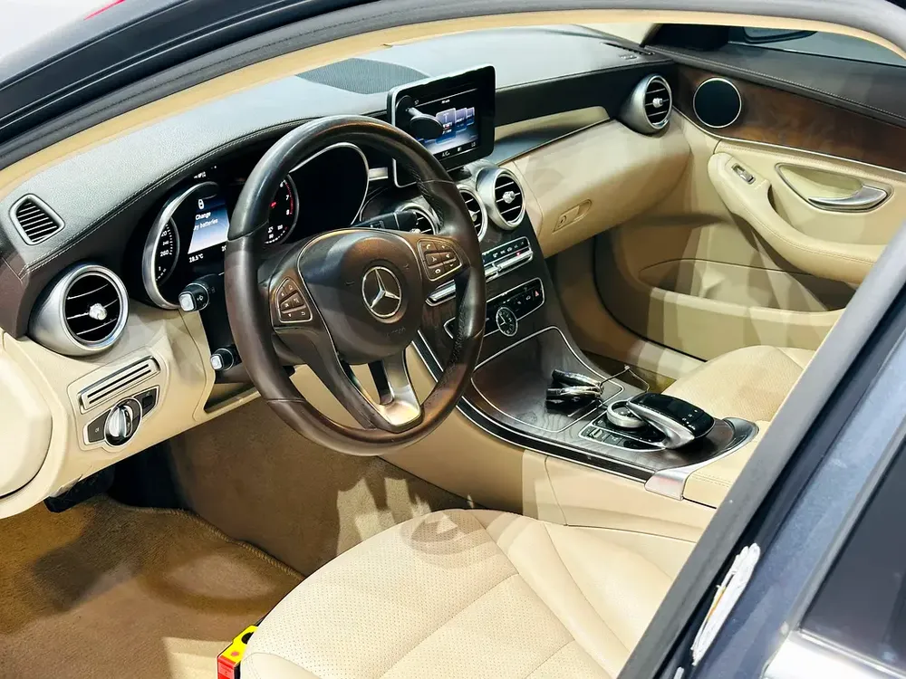 MERCEDES C200 2015 GCC SPECS AVANT-GARDE WITH ONE YEAR WARRANTY - Image 18