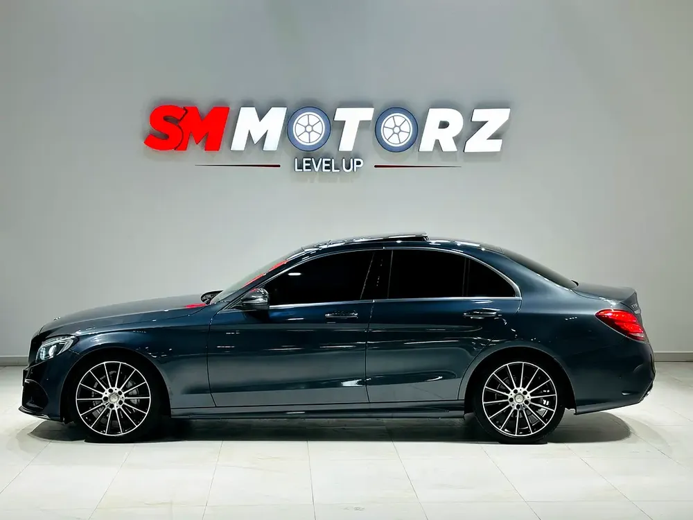 MERCEDES C200 2015 GCC SPECS AVANT-GARDE WITH ONE YEAR WARRANTY - Image 4