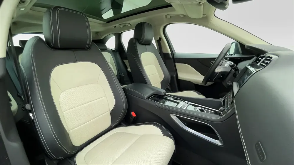 AED 1,565/month | 0 DP | Free 1 Year Warranty | Service History | 30 Day Return | JAGUAR F PACE 2020 - Image 6