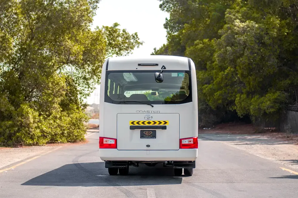 Toyota Coaster | 23-Seater | GCC Specs | Ref#T08203 - Image 6