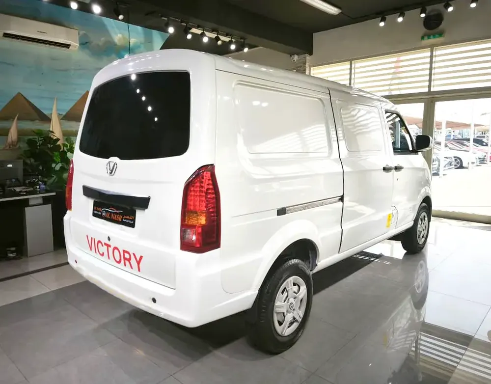 Only! 20,000 Km. Full Service History . GCC Specs - Image 6