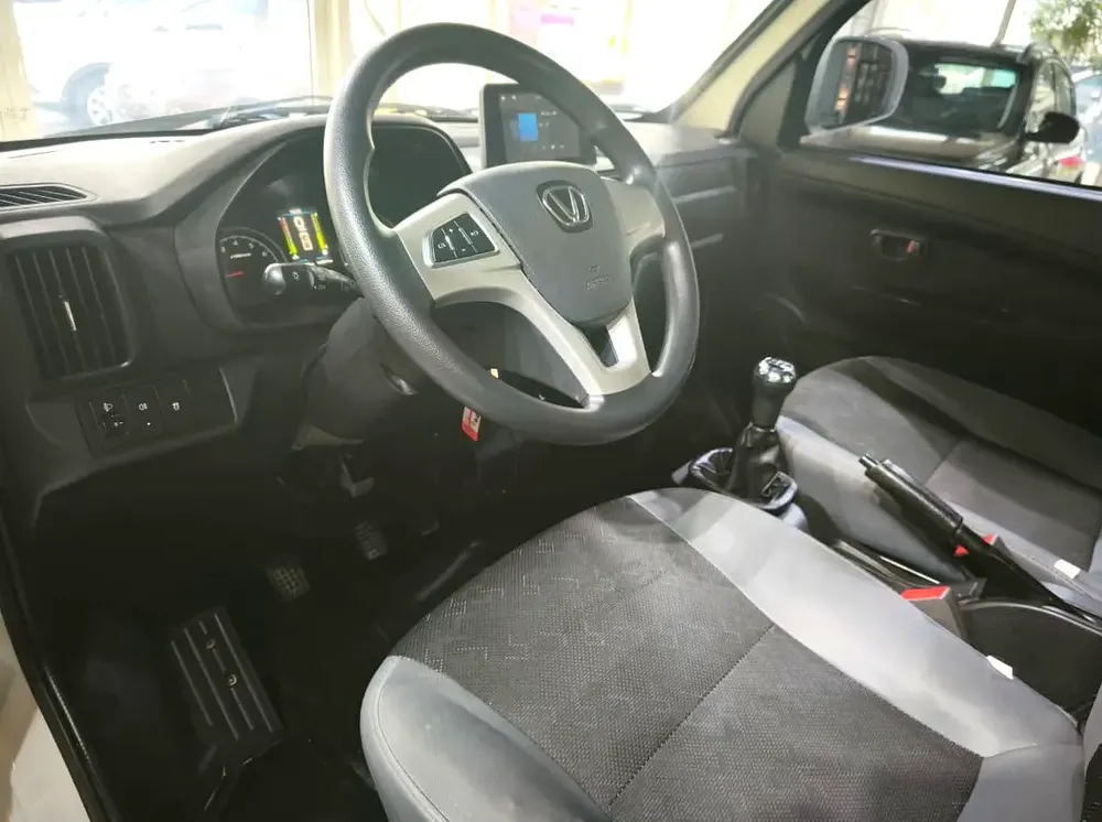 Only! 20,000 Km. Full Service History . GCC Specs - Image 9