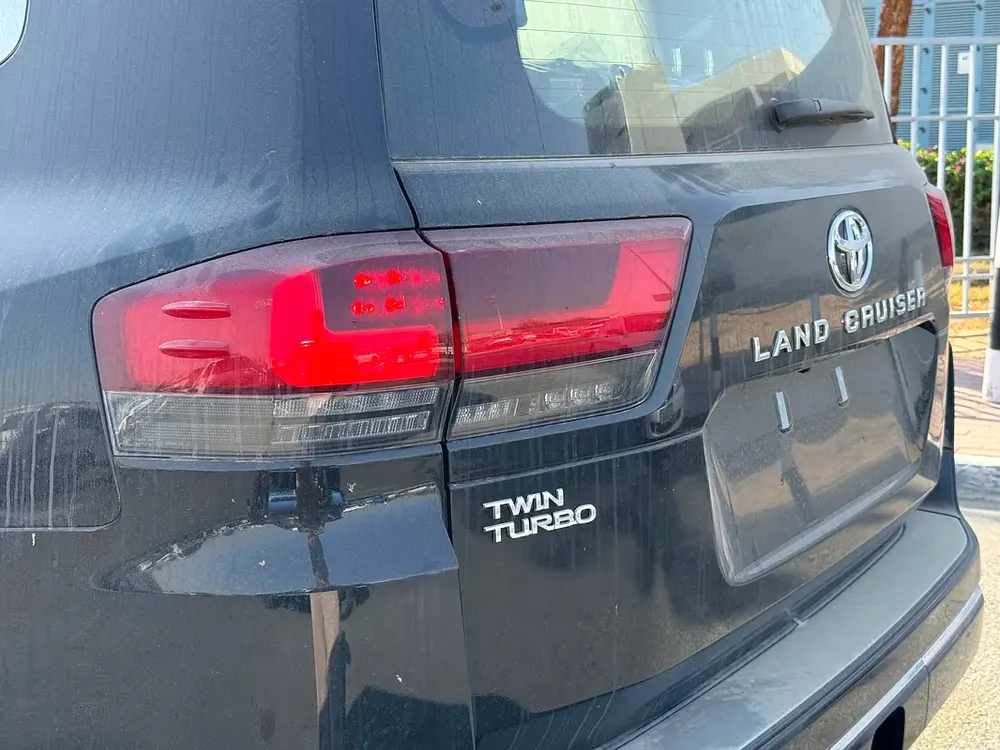 Toyota Land Cruiser 3.5L Twin Turbo 2026 VX | GCC - Image 17