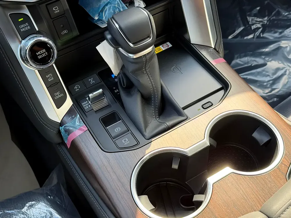 Toyota Land Cruiser 3.5L Twin Turbo 2026 VX | GCC - Image 18