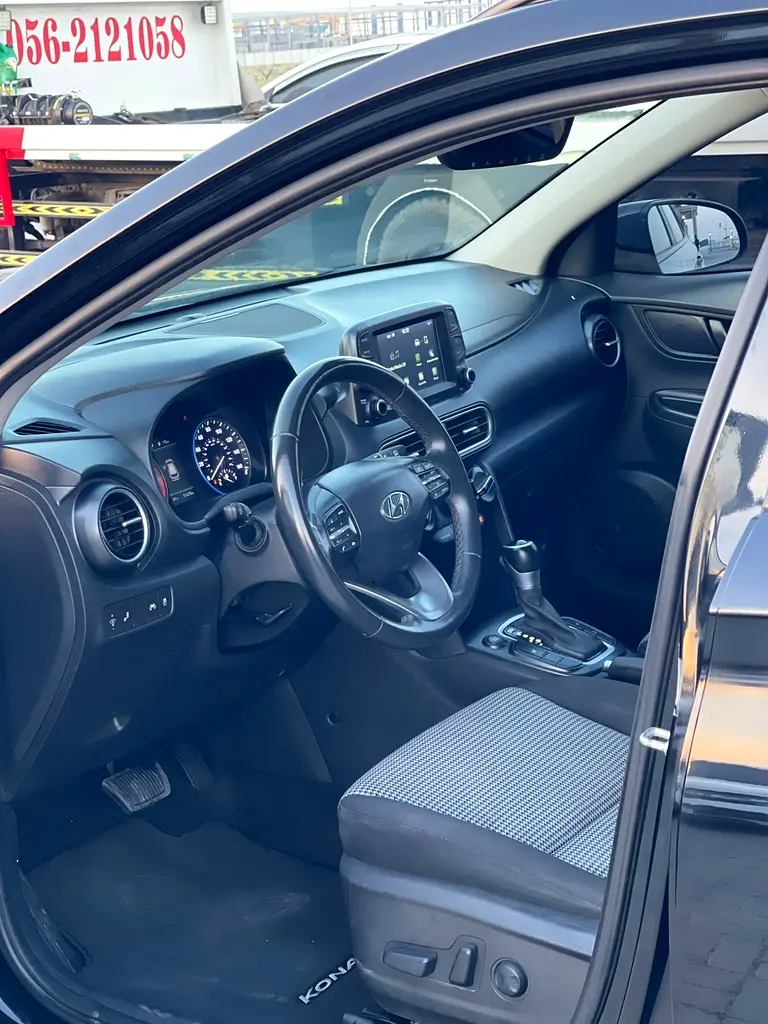 2021 Hyundai Kona SEL - American Specs - Excellent Condition - Image 10