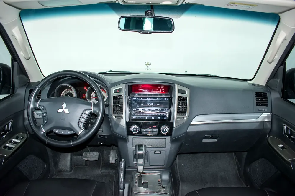 DEALER WARRANTY 1 YR / 20000 KM | 3.0 L | GCC | AED 1330 PM - Image 9