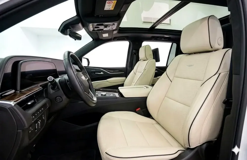 AED 4997 PM | CADILLAC ESCALADE SPORT 600 2023 | UNDER WARRANTY & SERVICE PACK AUG 2028 | VIP SE - Image 5
