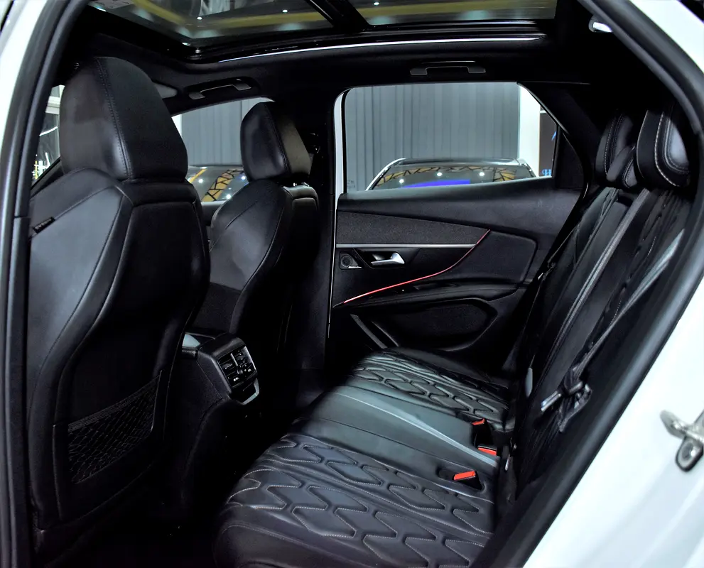 AED 1,077 EMi at 0% DP | Peugeot 3008 Turbo GT-Line ( 2020 Model ) in White Color GCC Specs - Image 19