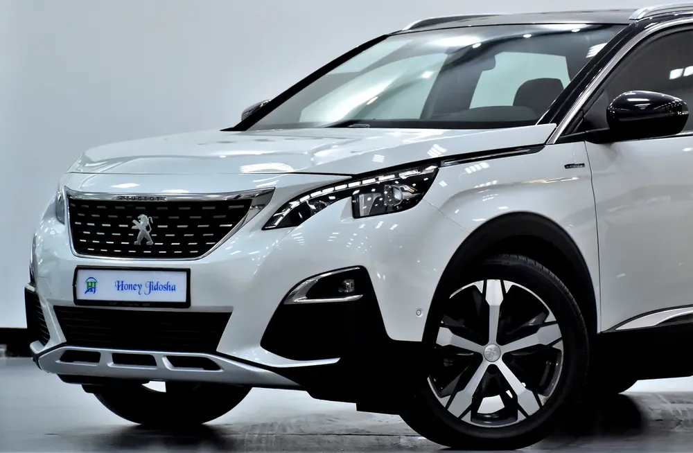 AED 1,077 EMi at 0% DP | Peugeot 3008 Turbo GT-Line ( 2020 Model ) in White Color GCC Specs - Image 5