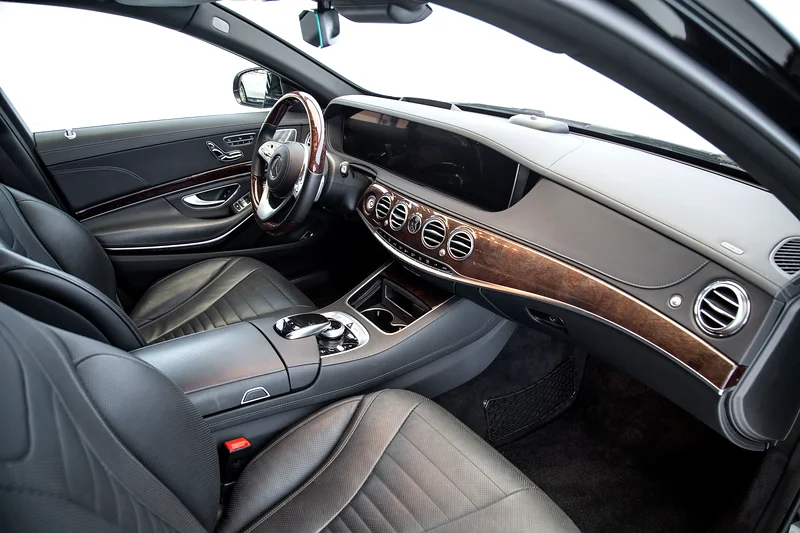 MAYBACH S560 AMG | REAR ENTERTAINMENT | BURMESTER AUDIO | WARRANTY AVAILABLE - Image 8