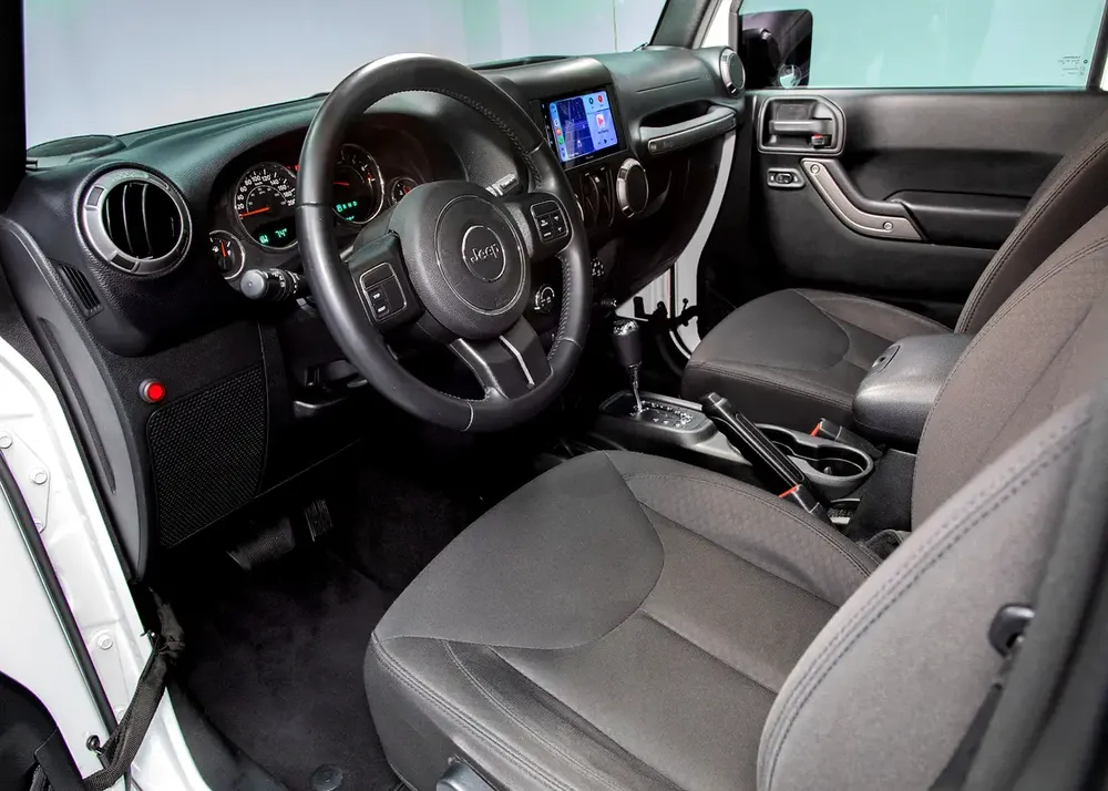 3DR 4x4 SUV • Full Service History • GCC - Image 10