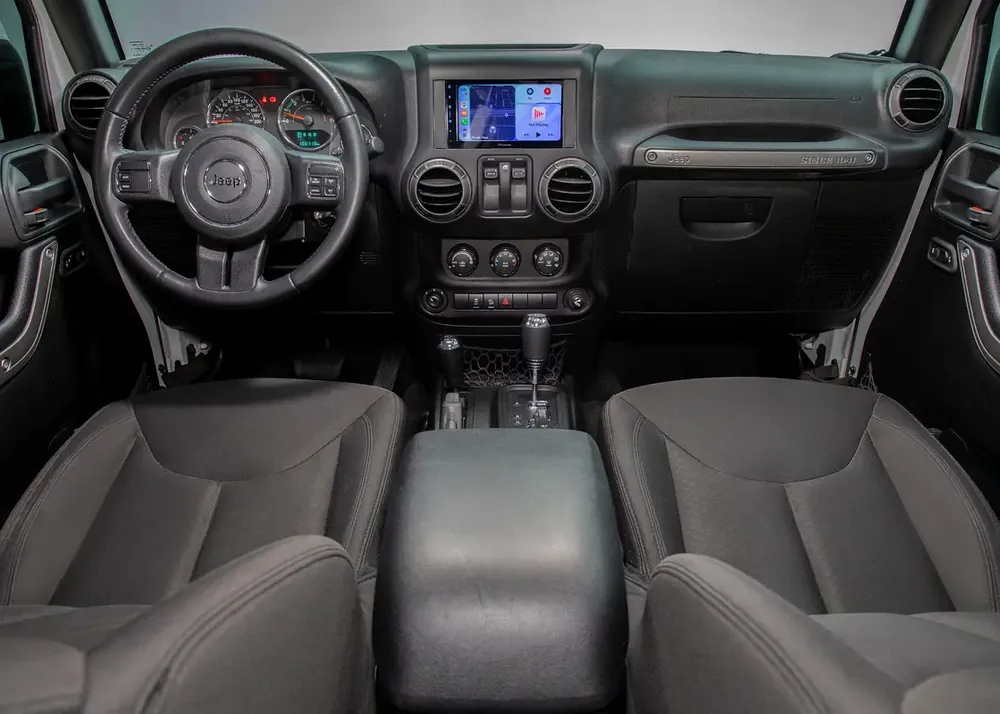 3DR 4x4 SUV • Full Service History • GCC - Image 8