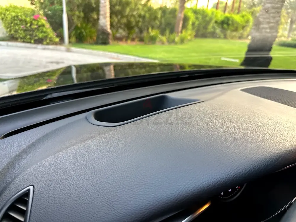Stunning 2021 Mercedes-Benz GLC 300 AMG 4MATIC | American Specs | Low Mileage - Image 10