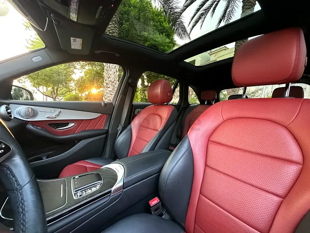Stunning 2021 Mercedes-Benz GLC 300 AMG 4MATIC | American Specs | Low Mileage - Image 8
