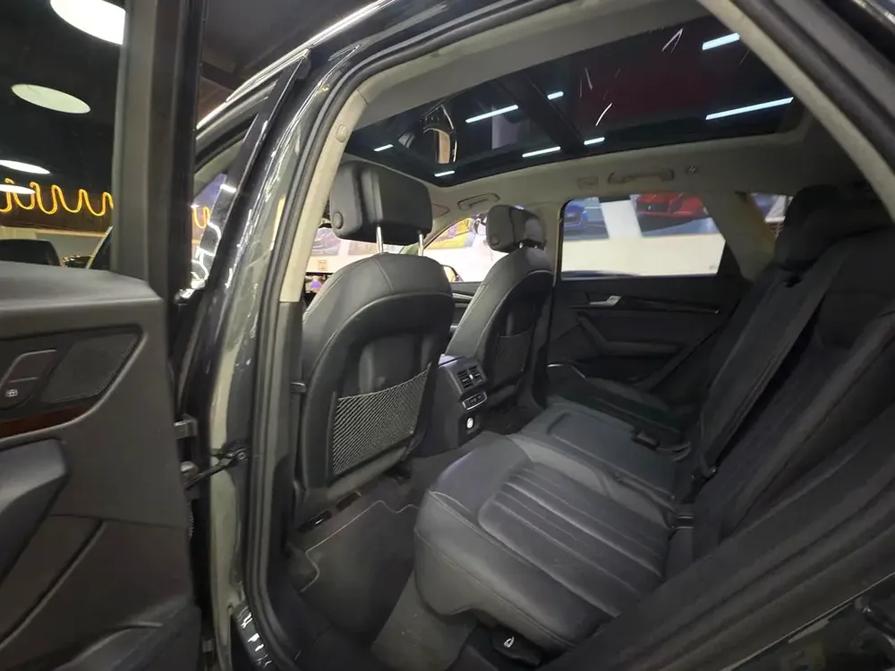 Audi Q5 45 TFSI 2020 American Specs - Low Mileage Luxury SUV - Image 9